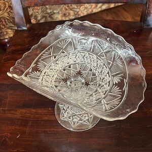 Clear Glass Handle Free Basket